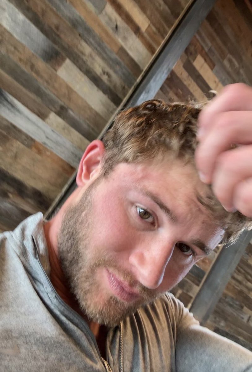 Luke tweet media