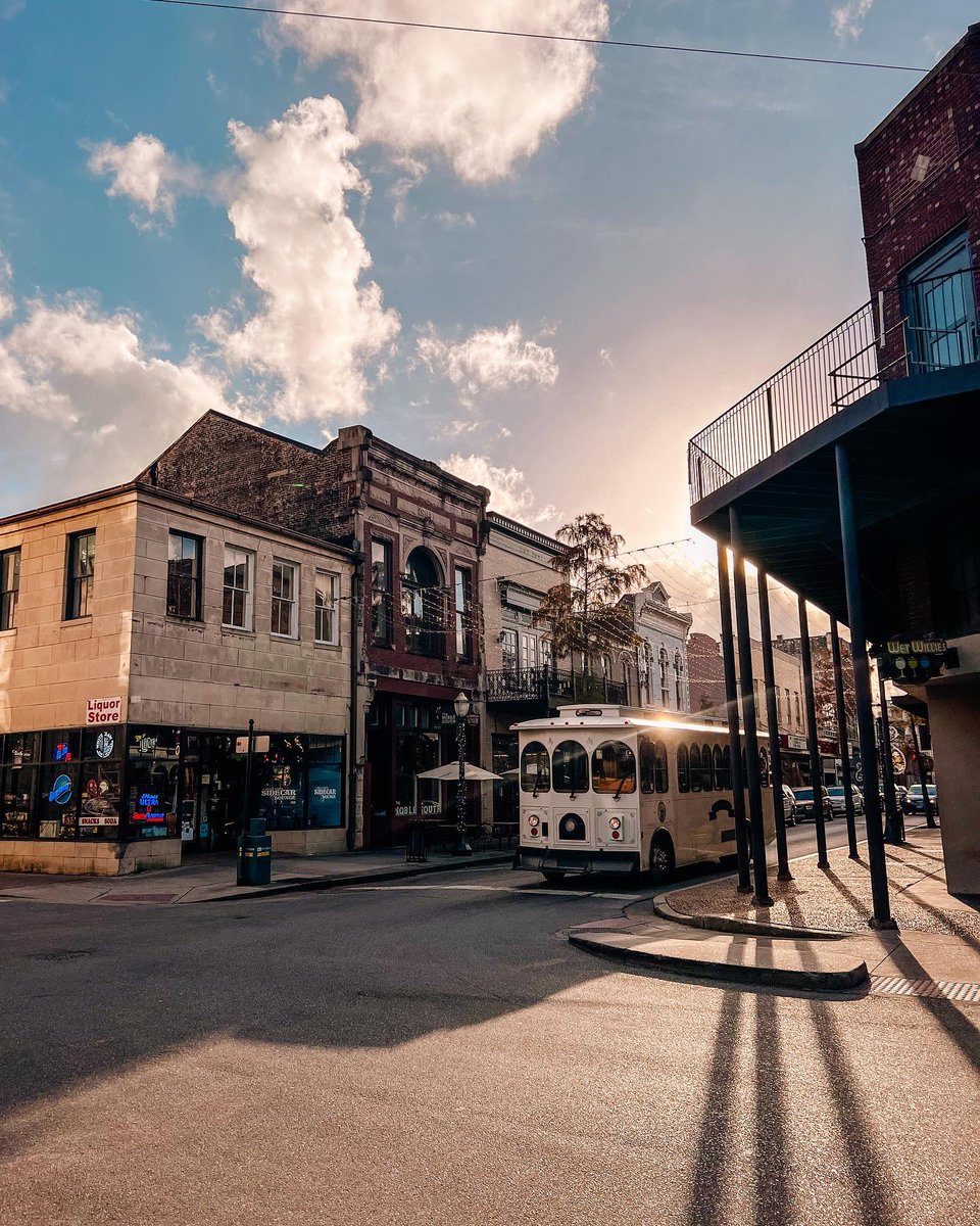 Visit Mobile 🌺 tweet media