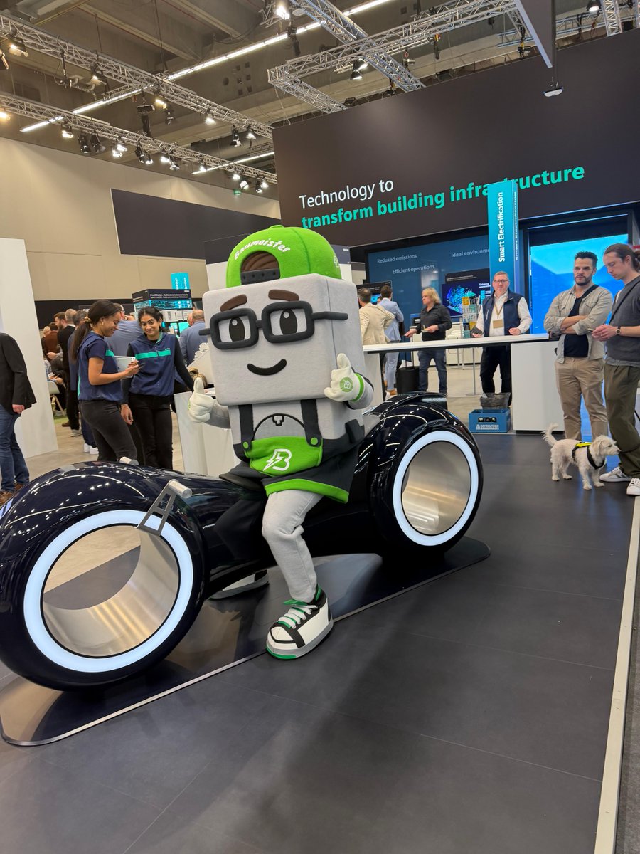 SiemensInfra's tweet image. #LB26 is a wrap.
Thanks to everyone visiting our booth to explore the future of building infrastructure.

From smart to #AutonomousBuildings, we showcased how #IndustrialAI &amp;amp; smart electrification create adaptive, high-performing spaces that improve safety, comfort, &amp;amp; efficiency.