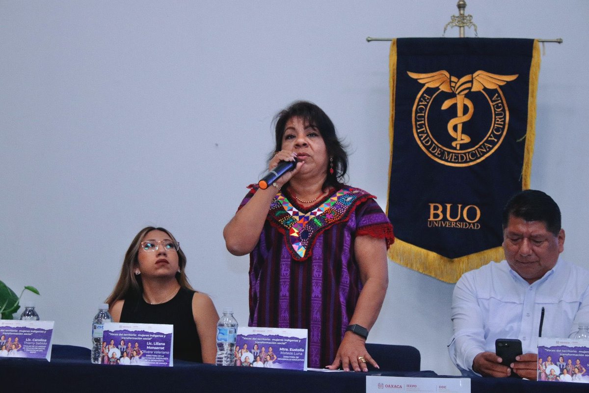 IEEPOGobOax's tweet photo. La jornada “Voces del territorio: mujeres indígenas y transformación social”, organizada por la Dirección de Desarrollo Educativo del IEEPO, reunió a mujeres trabajadoras para dialogar, aprender y compartir experiencias sobre derechos y participación social.  #DíaDeLaMujer https://t.co/EM9c95qfnO