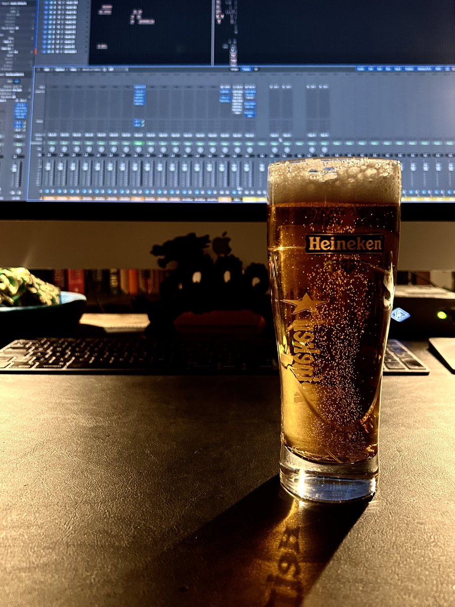 pmsaari's tweet photo. Like today a canceled rehearsal oh so often leads to some studio work and a cold one. #studiointhebox #studiowork #beer https://t.co/QcdDW5omet