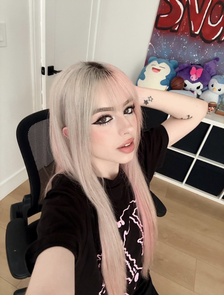 snowcone tweet media