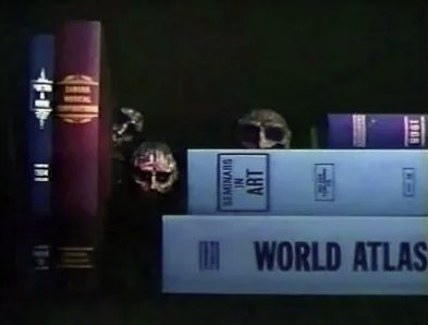 MistrelofHorror's tweet image. Most people don't need to worry about little monsters living in or hiding on their bookshelves.  If there were such things they would see their footprints on the shelves and books! This is also the case with knick-knack &amp;amp; collectable shelves! #horror #monster #shelves #creature