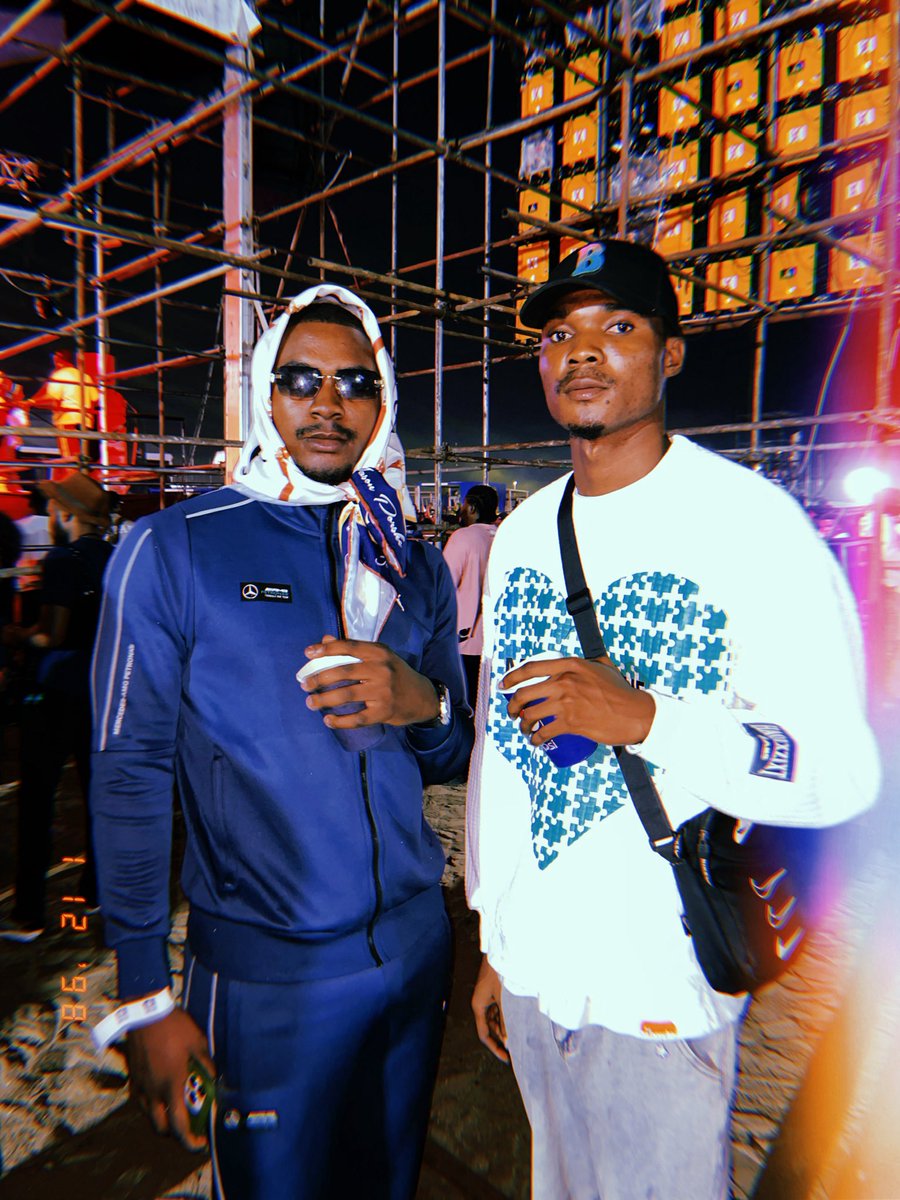 Awaye🧸 tweet media