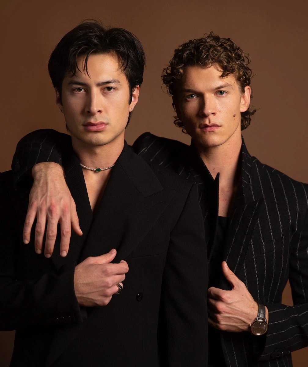 hxllanov's tweet photo. this photoshoot was so husbands coded https://t.co/pyIb4ssnhz