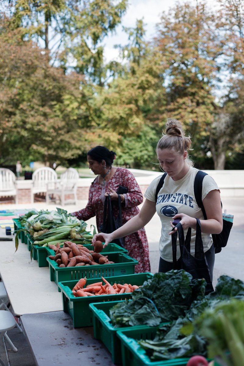 Chatham University has been awarded a $20,000 PA Hunger-Free Campus Grant to help fight student food insecurity.

Learn more: pulse.chatham.edu/blog-announcem…