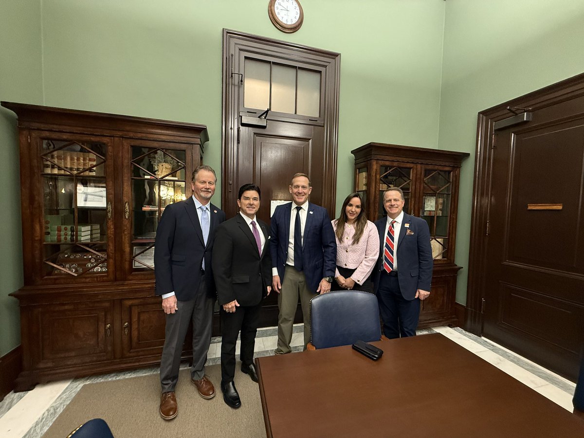 Restaurants Act tweet media