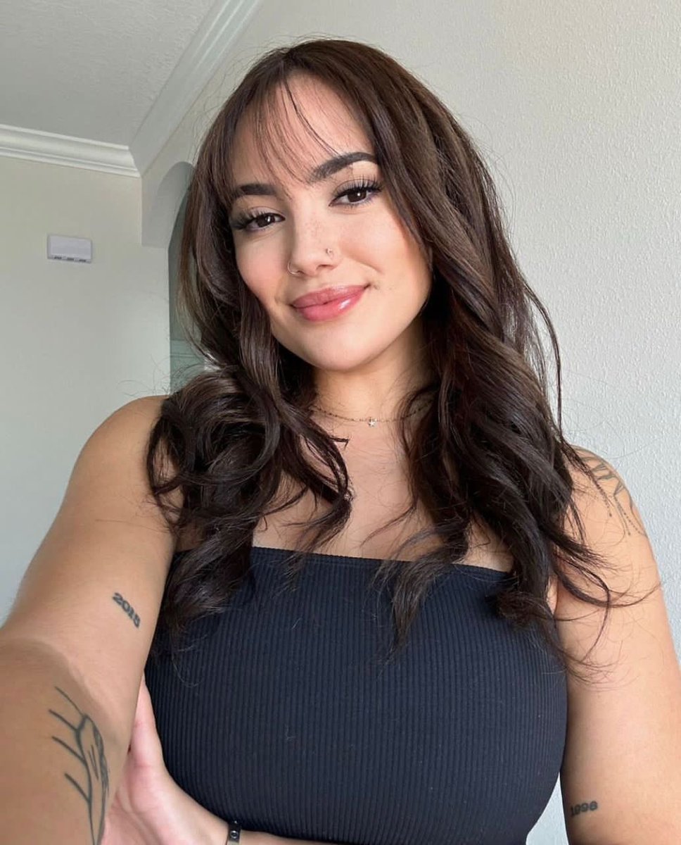 nikavenom_'s tweet photo. Good day fans 🥰❤️ https://t.co/JUpzHJmlSc