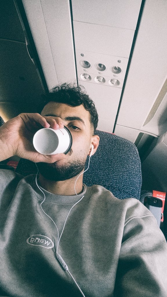 Mostafa13532994's tweet photo. ✈️ https://t.co/9vIEyYaaT7