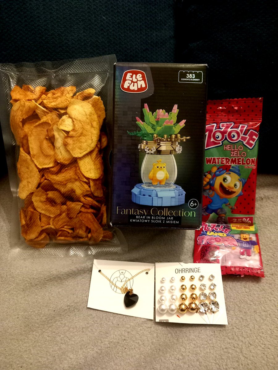 ˚。alyuux 💌 tweet media