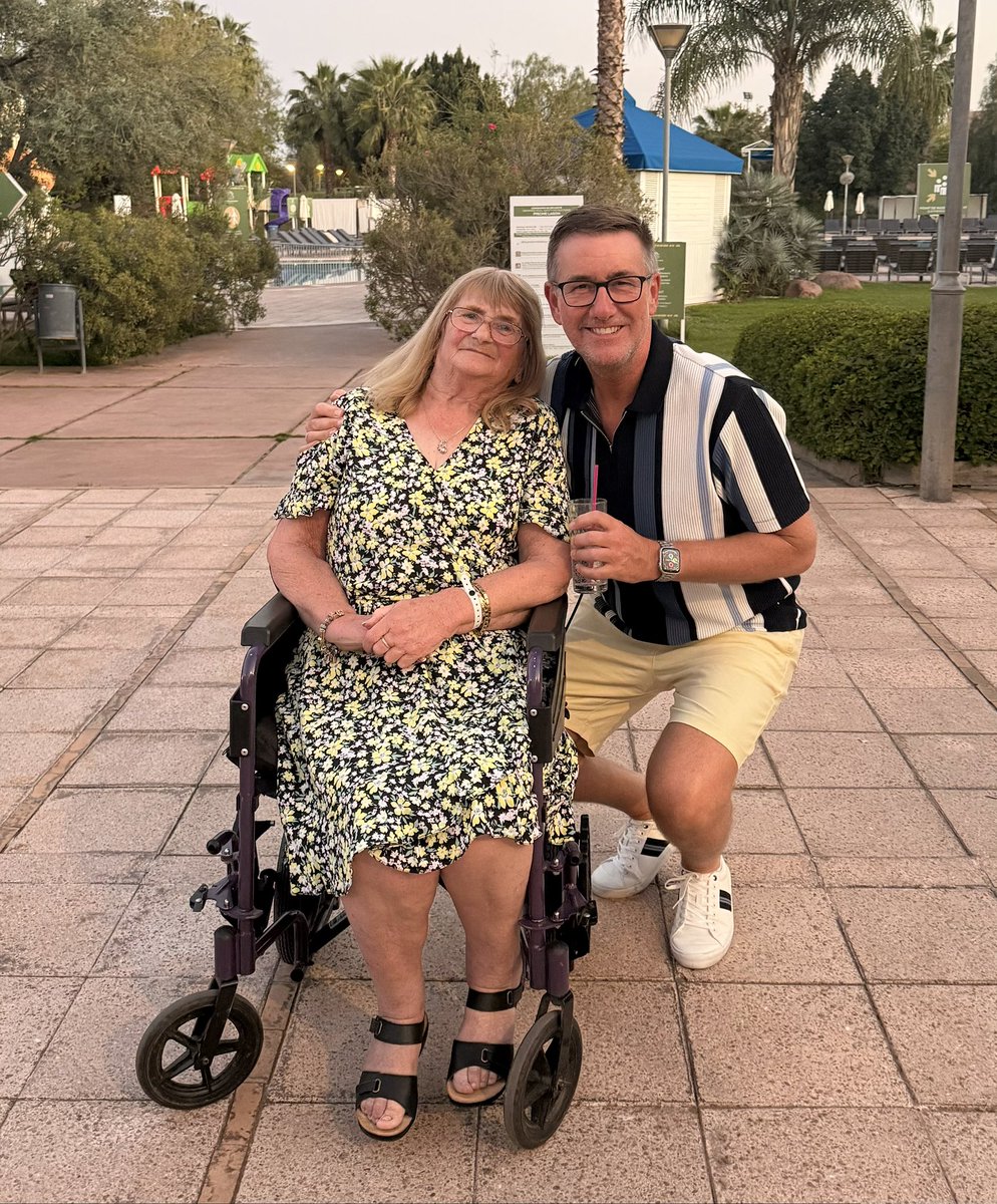 HM071977's tweet image. Still pals 👌👌👌 #mum #holiday #marrakesh