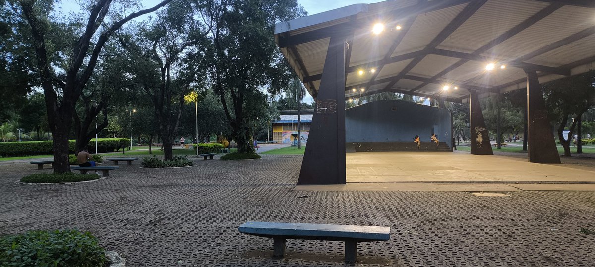 ProtonArt28's tweet photo. Bom dia, boa tarde e boa noite!! 😁
#ipatinga #parqueipanema
#parque https://t.co/bG4CXpSyQF