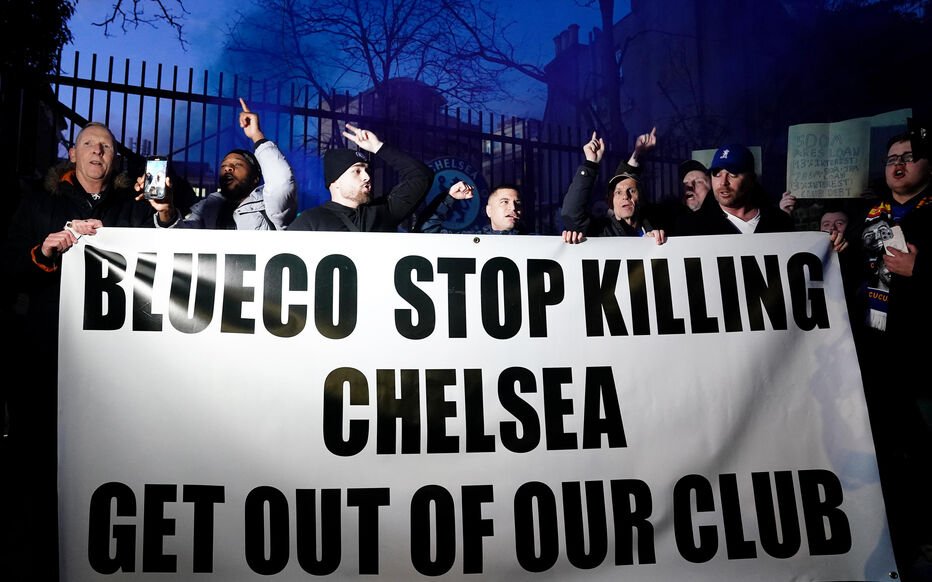 100% Blues tweet media