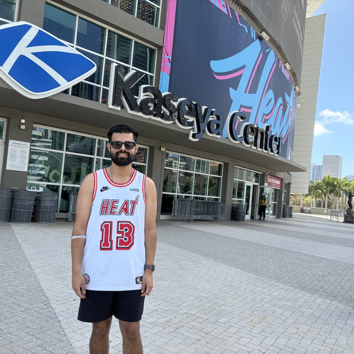 SamuelChhabra's tweet photo. @MiamiHEAT I ran around the stadium yesterday in my Bam jersey to celebrate the 83 points he dropped. Already preordered the Slam magazine highlighting his 83 point game. If you guys got me tickets tonight I’d literally drive straight down after work in my dress pants and button up 😅 https://t.co/cvrpp6Y2ON