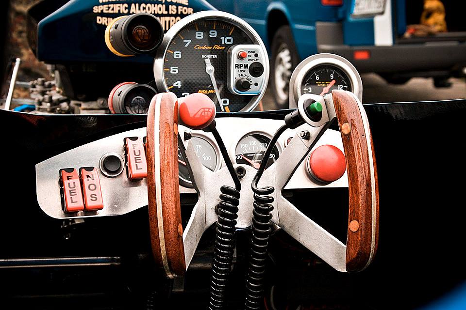 AutoMeter Products tweet media