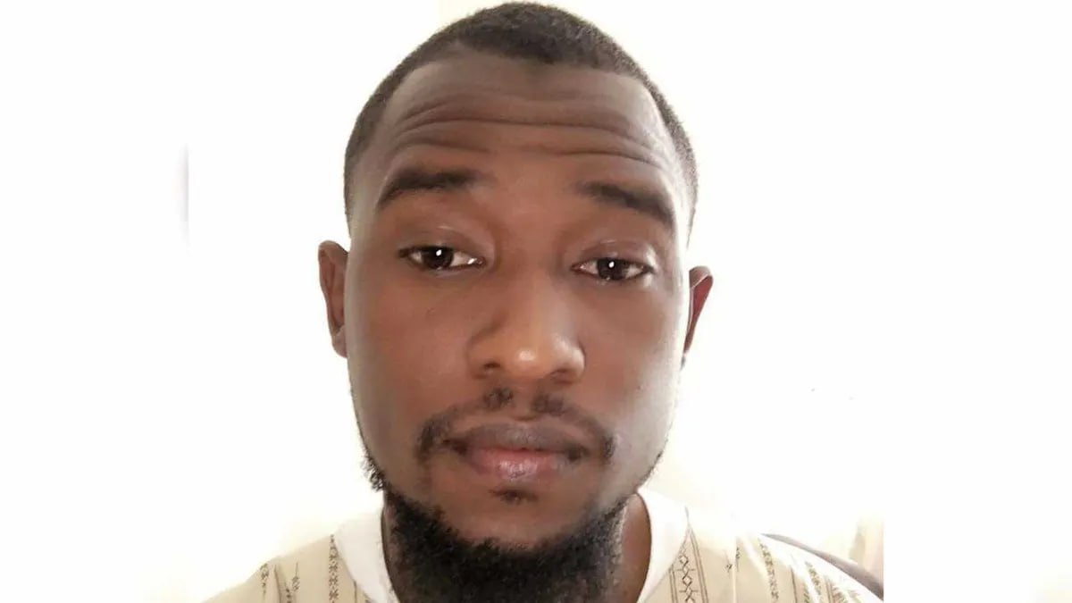 🇺🇸 | El tirador de la Universidad Old Dominion fue identificado como Mohamed Bailor Jalloh, de 36 años, un ex miembro de la Guardia Nacional de EE.UU. previamente condenado por cargos federales de terrorismo por planear un ataque en apoyo de ISIS e ISIL en 2016, reporta AP.