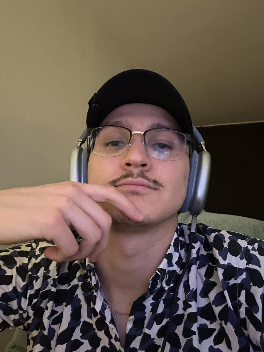 it’s wild how your mood &amp; the noise around you

can change your first impression of the same thing

remember that whenever you think you made up your mind