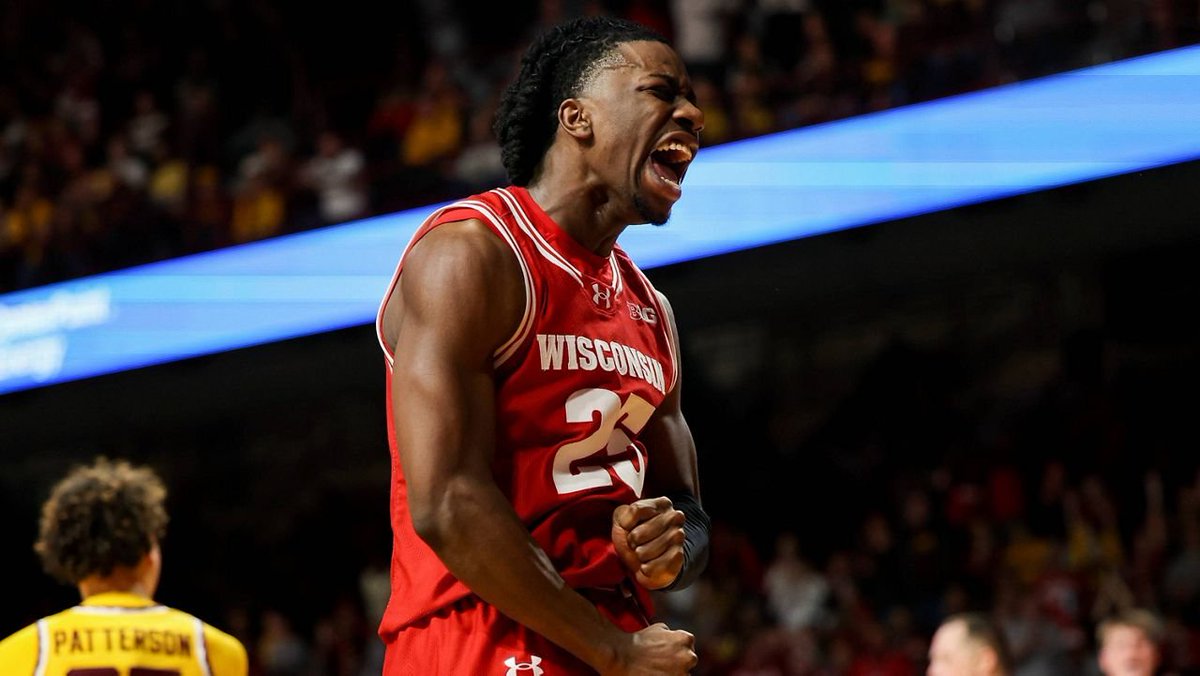 CBKReport's tweet photo. John Blackwell today:

34 PTS
10 REB
14/24 FG
6/12 3PT
1 STL

BUCKETS. 🦡 https://t.co/1W9dTL7zJK