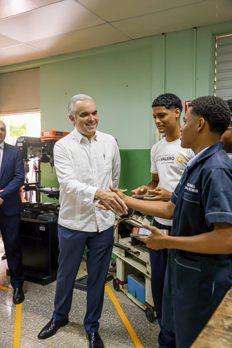 Luis Miguel De Camps tweet media