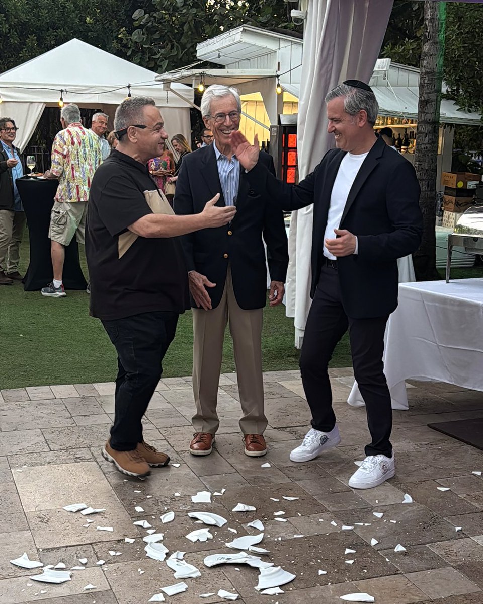 Miami Beach Mayor Steven Meiner tweet media