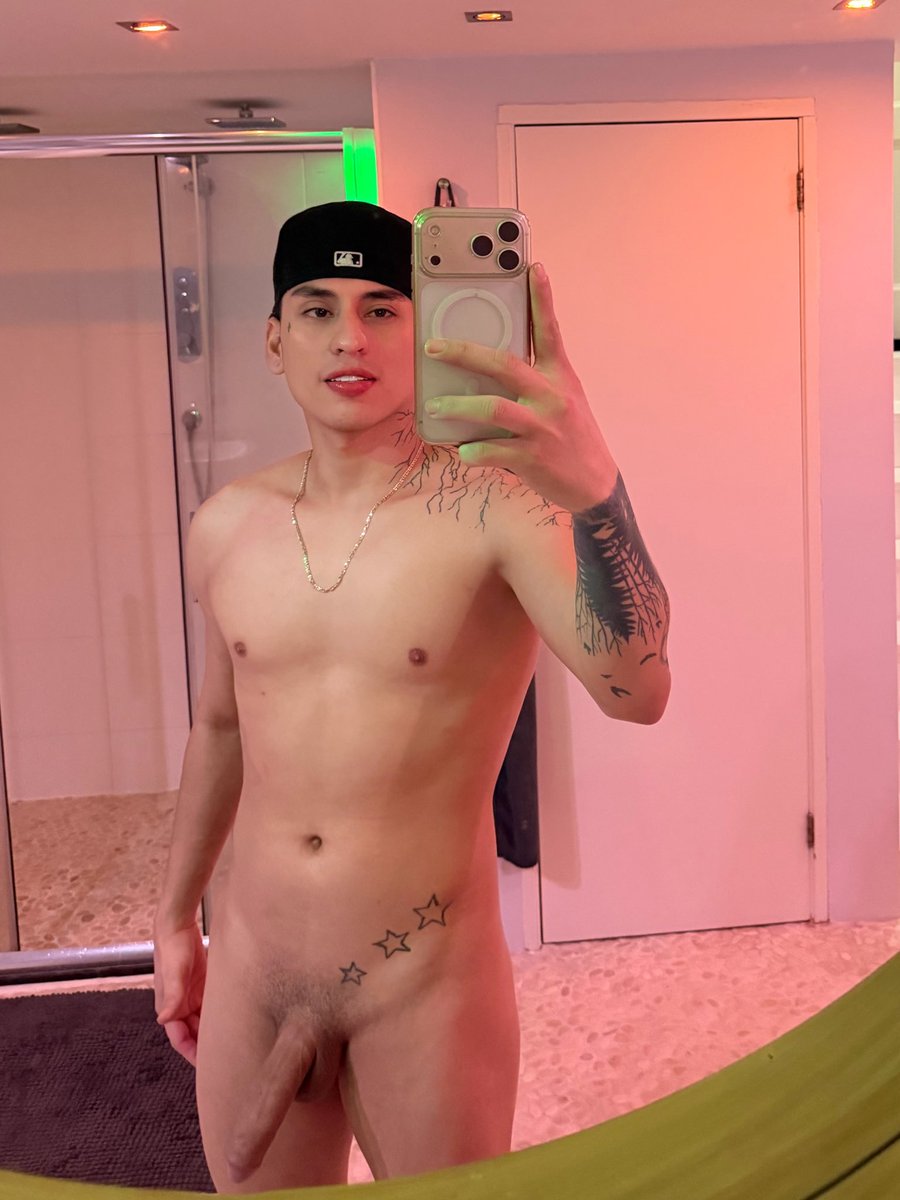 YeffitoR's tweet photo. Rt 😈🔥una  duchita juntos 🔥😈💦 https://t.co/KnyyvRgIL0