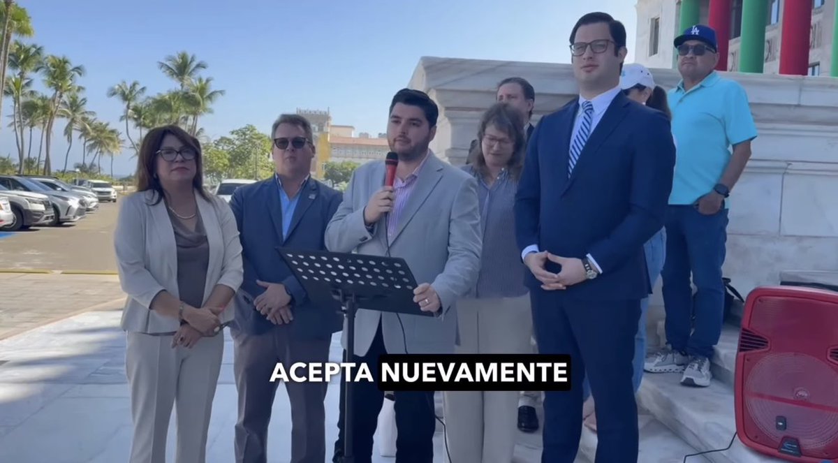 Saludos <a href="/juandalmauPR/">Juan Dalmau</a>: 

El desespero por llamar la atención te ha convertido en un embustero. 

El PPD se opuso desde un principio, y cuando hicimos un junte para oponernos con el MVC y el PD, el único ausente fuiste tú. 

Aquí las fotos de los esfuerzos a los que el PIP NO