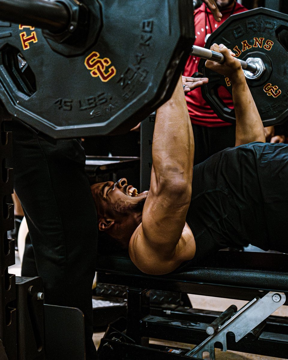 USC Football ✌️ tweet media