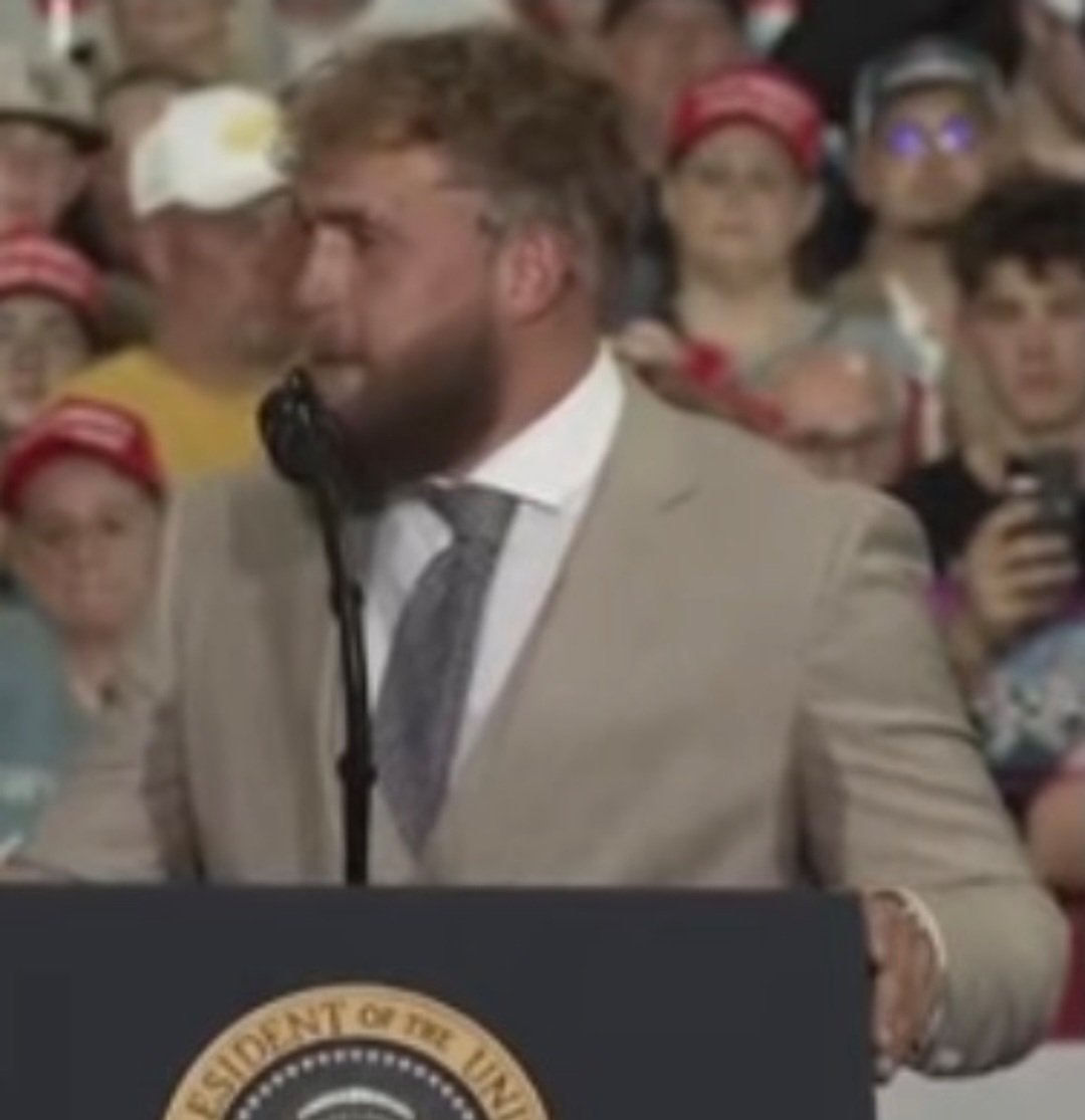 Notice how Republicans have no  problem with a tan suit as long as its wearer is a white chud who's never heard of antiperspirant.