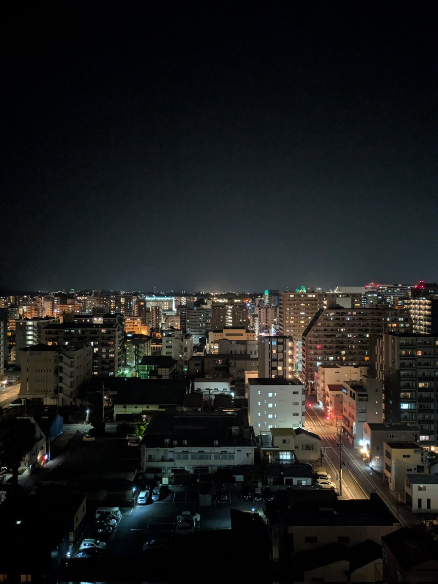 ame_kara_hareta's tweet photo. 今熊本居るけど夜景は東京の勝ちかな（笑）

月曜日から中国。

５０００pay×２

欲しいじゃなくて必要な理由教えてよ。

〆はゴメン。なる早で行くけど中国行きの飛行機に乗るまでにしておいてください。 https://t.co/upTVew1592