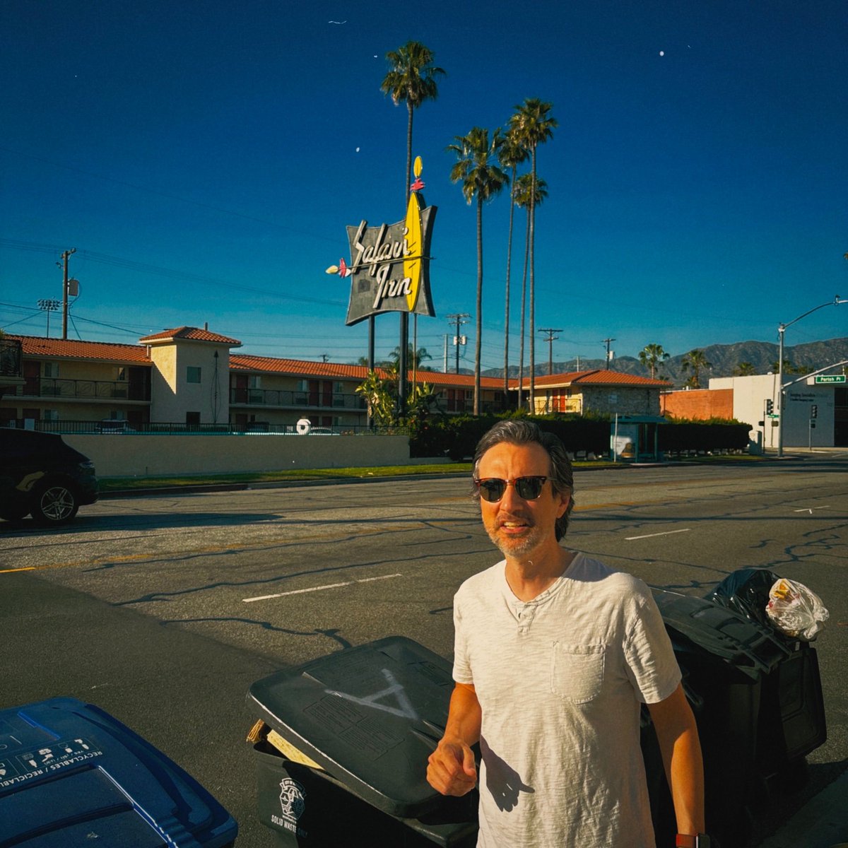 Josh Robert Thompson tweet media