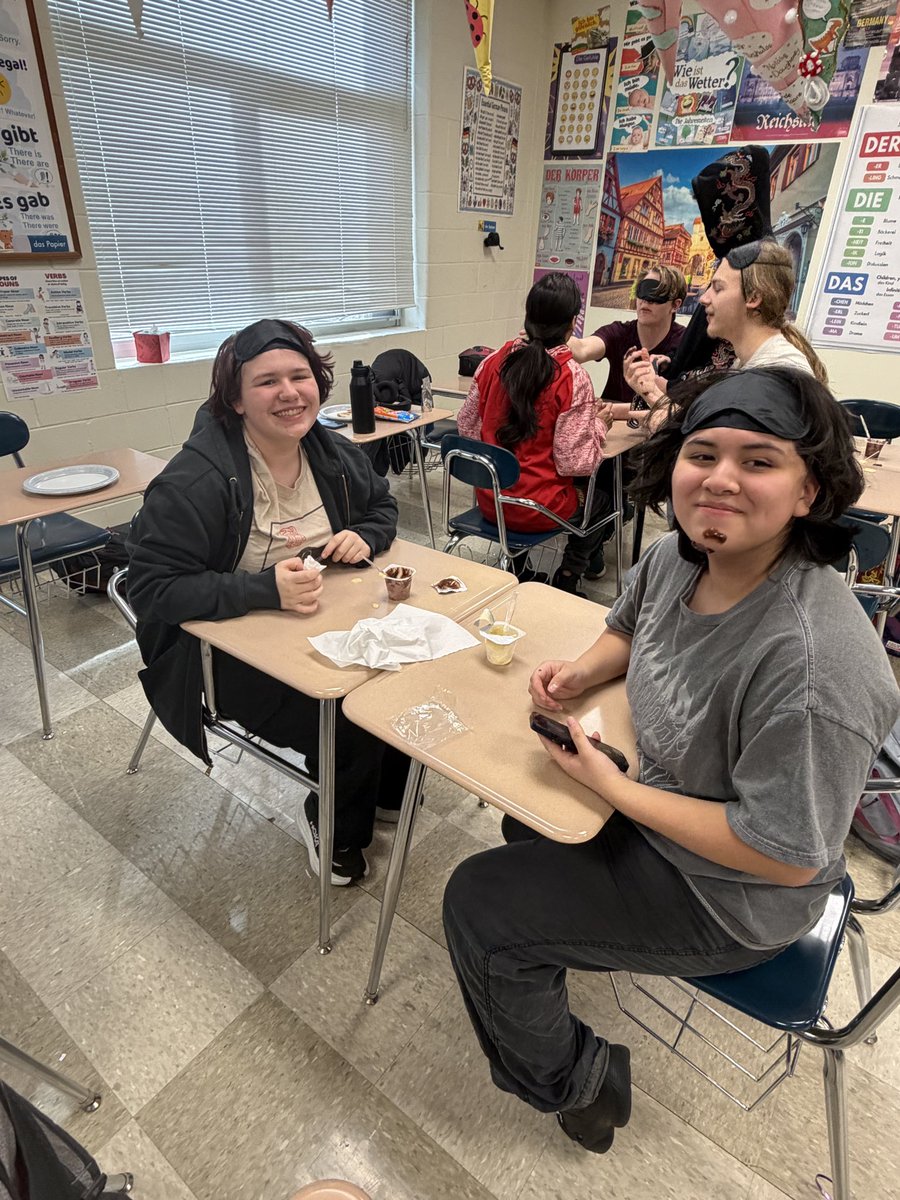 LCHSActivities tweet media