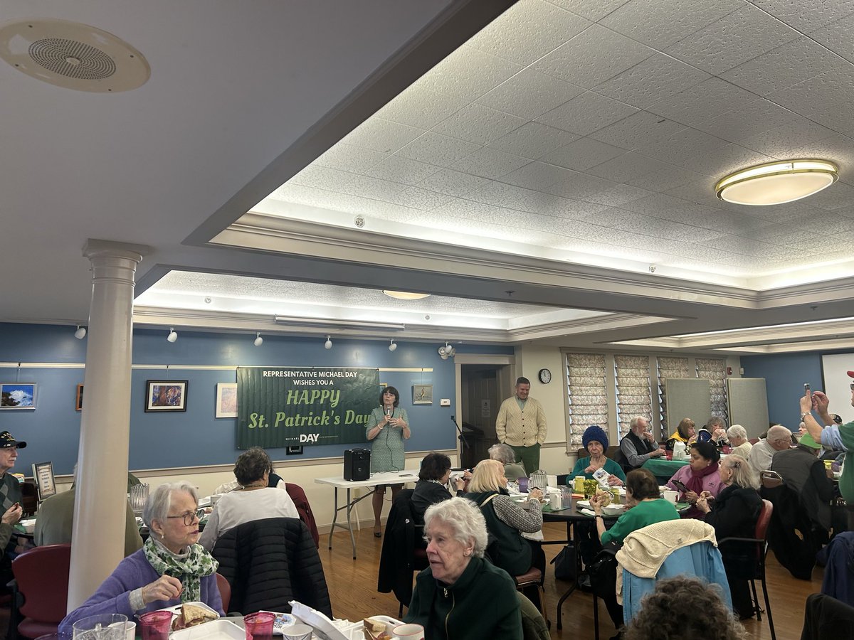 DAMarianRyan's tweet photo. Thank you @mikeday4rep for having me at your St. Patrick’s Day lunch in #Stoneham this afternoon https://t.co/jkPHHZiegC