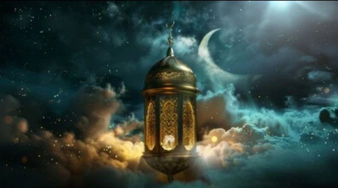 🌙
أيامٌ معدودة وقد يرحل الشهر .. فاغتنموا ما تبقّى
فلعلها ليلة القدر التي تغير الأقدار وتمحو الأوزار.

أكثروا من الدعاء والصلاة على النبي ﷺ فرب دعوةٍ صادقة في هذه الليالي تفتح أبواب السماء.
اللهم بلغنا ليلة القدر واكتب لنا فيها المغفرة والقبول والعتق من النار. 🤲
جمعة مباركة 🌙