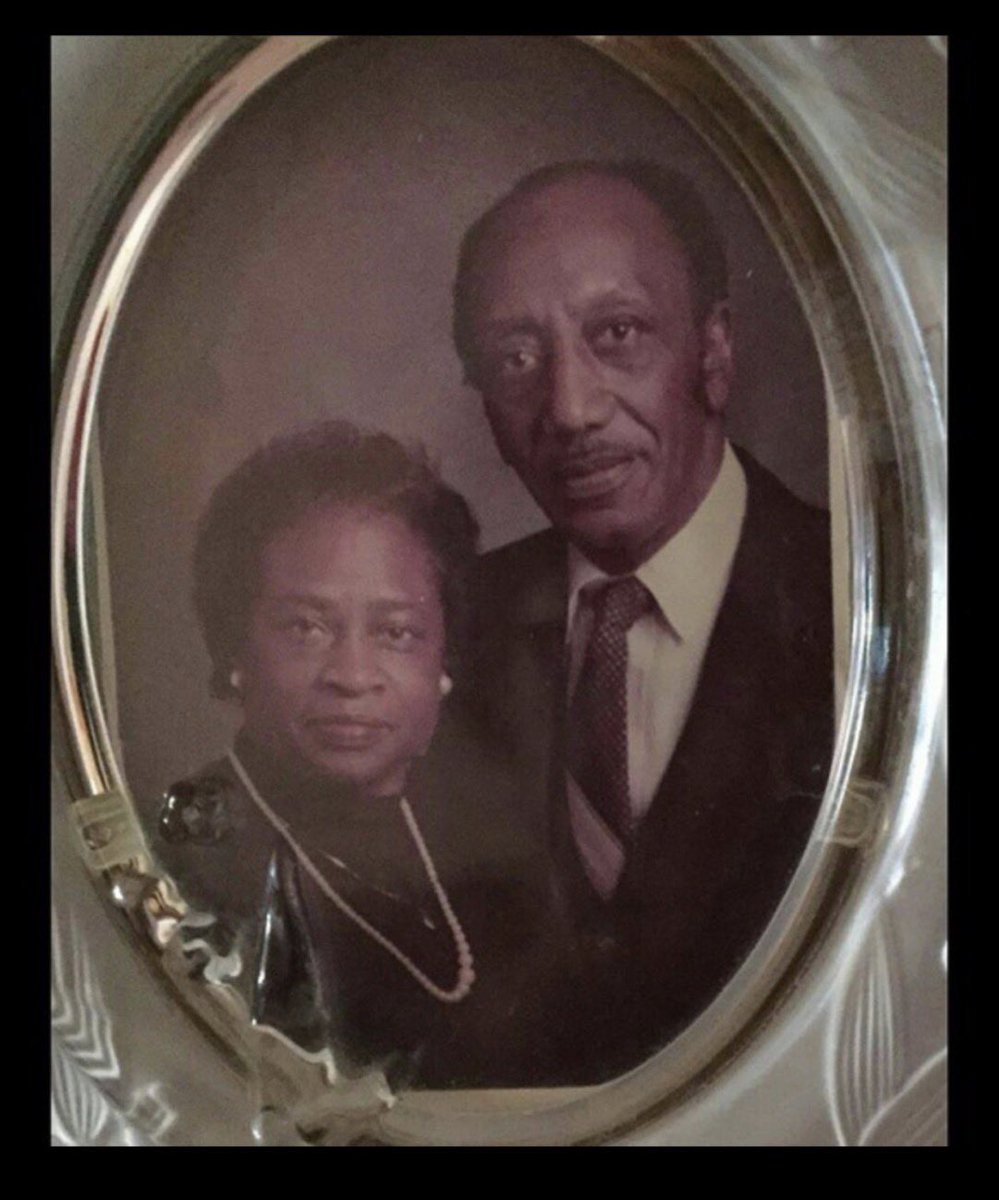 PPModelsDD's tweet photo. Another throwback pic of the “GRANDPARENTALS!!”
“ULTIMATE COUPLE GOALS FRR 💯🙌🏽👏🏽👊🏽🤴🏾👸🏾🎉💓😍🔥❤️🙏🏾🙏🏾🙏🏾🙏🏾!!!!!!”
“60+ YEARS OF MARRIAGE AND BLACK LOVE ❤️ THAT FATHER GOD ALLOWED ME TO WITNESS AND RAISED BY 🙏🏾🤴🏾👸🏾😍🔥🥹💐💥💯👊🏽👏🏽❤️🙏🏾!!”
#ULTIMATECOUPLE #COUPLEGOALS #BLACKLOVE https://t.co/KvVbpYsWpa