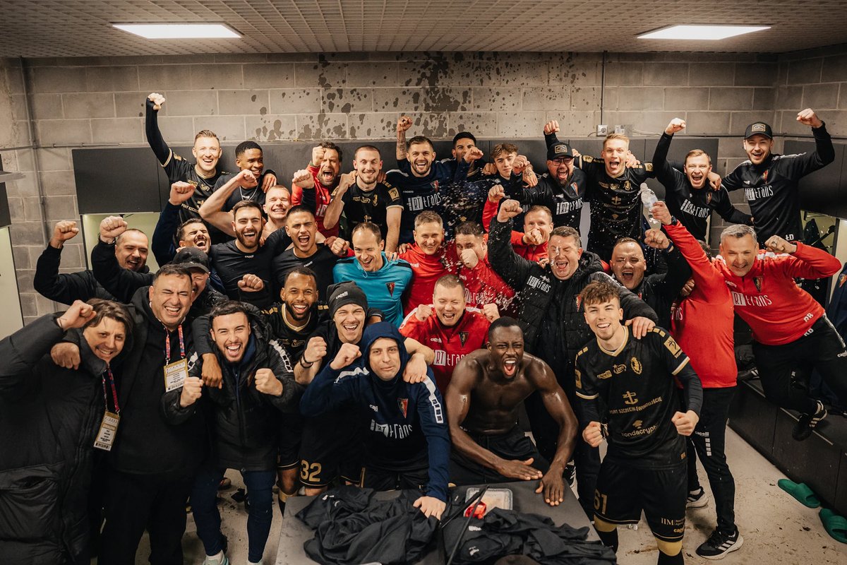 tan kesler tweet media