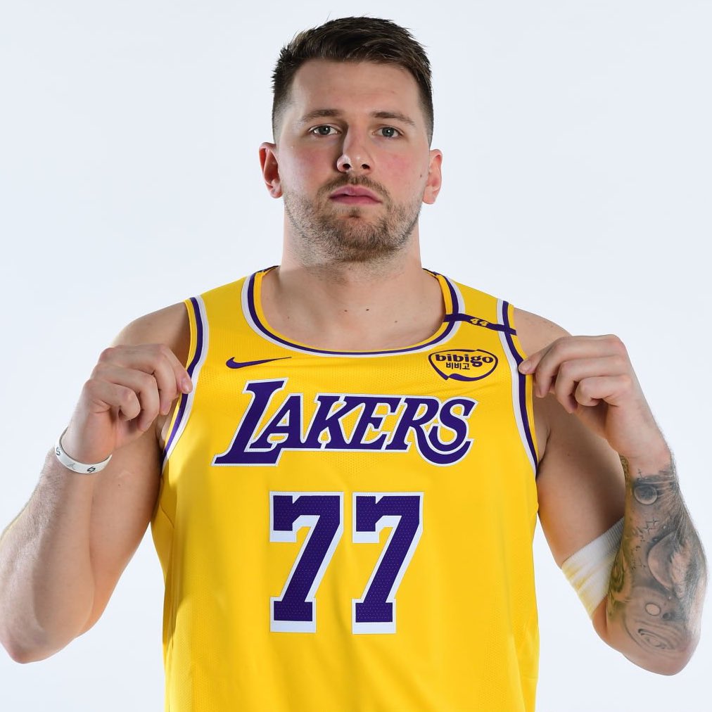 LakeShowYo tweet media