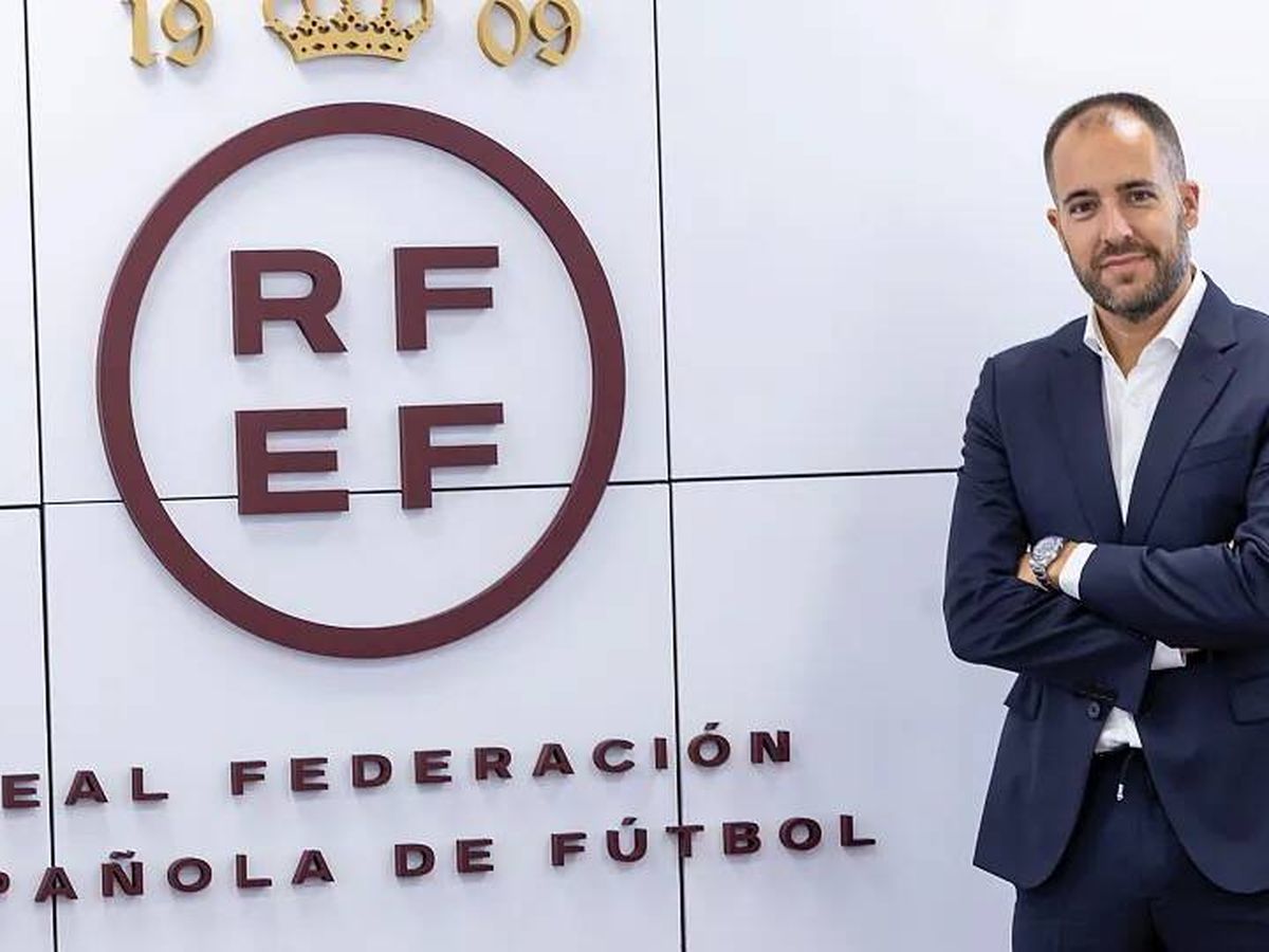 🤮ELLOS QUIEREN QUE SE NOS OLVIDE🤮
EL BARÇA y SUS CUATRO PRESIDENTES PAGARON
A NEGREIRA DURANTE 18 AÑOS 8,4 MILLONES
DE EUROS AUNQUE LOS CULES LA RFEF CTA CSD 
PRENSA Y MEDIOS AFINES AL BARCELONA 💰💰
TRATAN DE TAPARLO AQUI HAY MUCHA MIERDA💩
👇👇👇👇👇👇