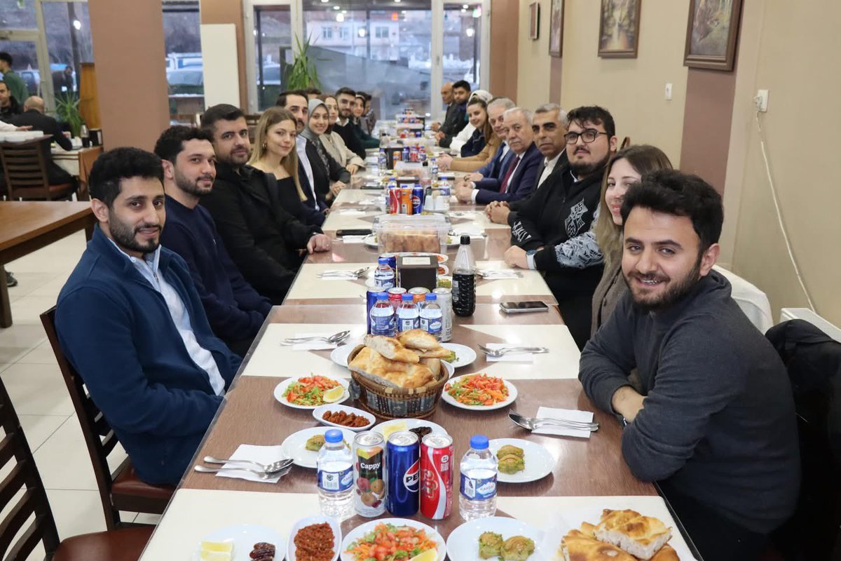 erzincanism's tweet photo. Tercan İlçe Devlet Hastanesi personellerimiz ile 14 Mart Tıp Bayramı dolayısıyla iftar programı düzenlendi.

https://t.co/EBRQzbZIMo

@saglikbakanligi 
@drhamzaydogdu https://t.co/0KR1FOCgSN