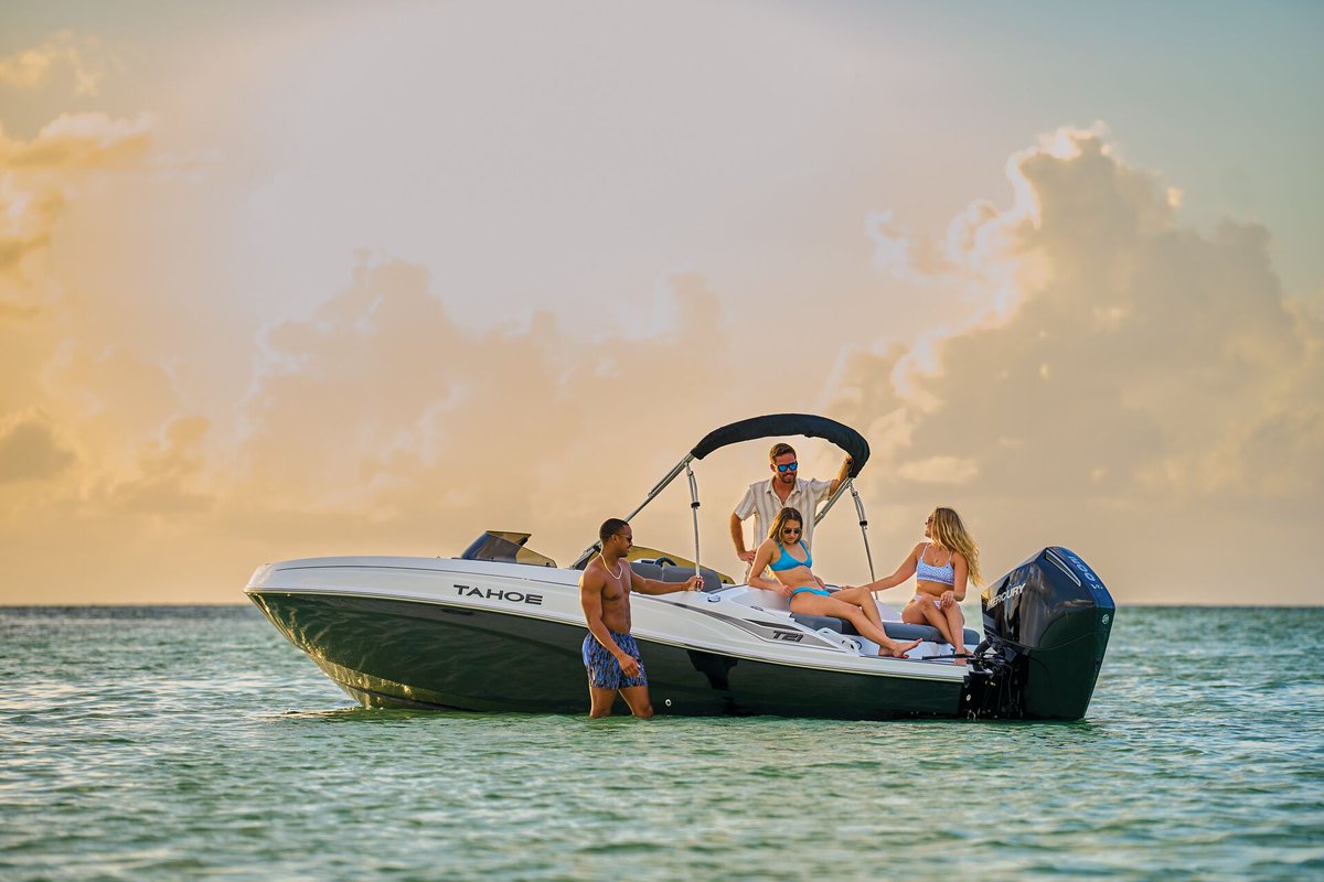PescaMotorSport's tweet photo. 🔥🚤 Tahoe T21 2026
Disfruta potencia, tecnología y comodidad en cada salida al agua.

Hasta 10 personas, audio KICKER®, pantalla TAHOE CRUISE®, mismo precio que en USA, entrega a domicilio.
📞 (244) 443 2932
📲 (222) 708 8912

#TahoeT21 #LanchaTahoe #Tahoe2026 #DiversionEnElAgua https://t.co/mQNd3sDj0l