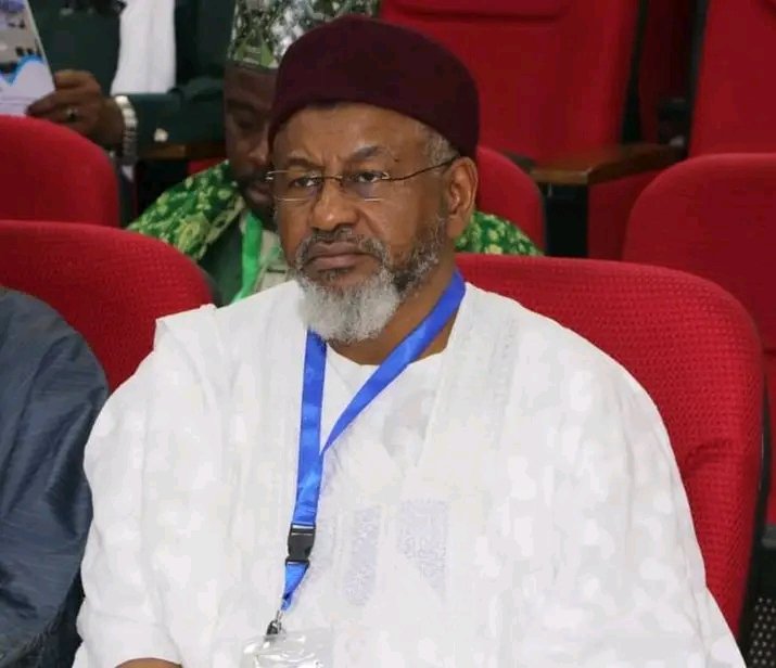 fatimaaaah__'s tweet photo. Dr. Bashir Aliyu Umar, appreciating post 😍.
Malam Allah ya kareka daga dukkan sharri da masu sharrin. Allah ya la'anci Netanyahu ya wargaza sa. https://t.co/ngOdykftSs