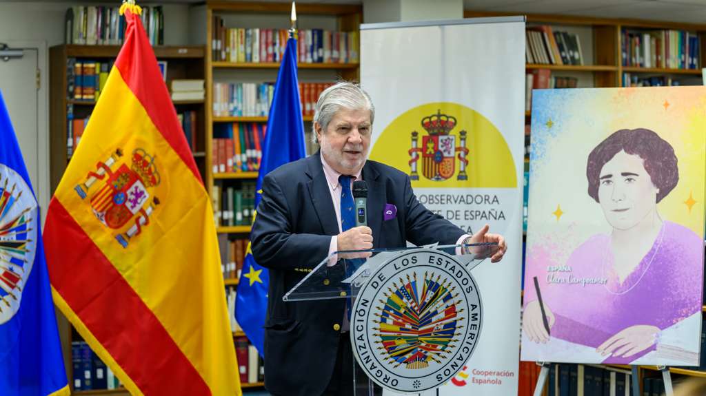 OAS_official's tweet photo. Within the framework of the Women Authors Collection initiative, led by the Columbus Memorial Library and the Permanent Observer Mission of Spain to the OAS, with the support of @CIM_OEA, we continue working to highlight and preserve the intellectual and literary production of women across the Hemisphere.

The initiative seeks to recognize the contributions of women authors from Member and Observer States to democracy, culture, human rights, and gender equality.

We invite Member States to submit works by national women authors for inclusion in the Collection at OAS Headquarters in Washington, D.C.