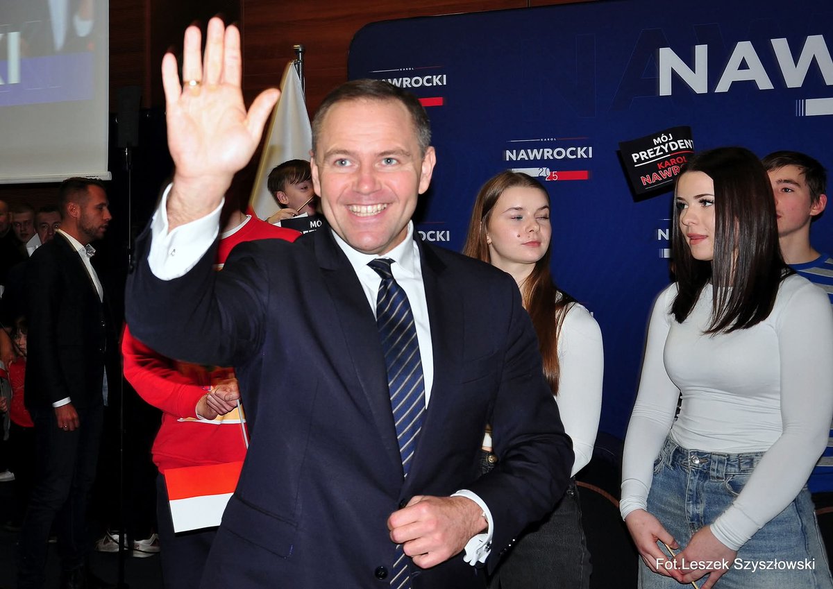 NIECH BÓG BŁOGOSŁAWI PREZYDENTA KAROLA NAWROCKIEGO!!
✌️🇵🇱🇵🇱🇵🇱🇵🇱🇵🇱