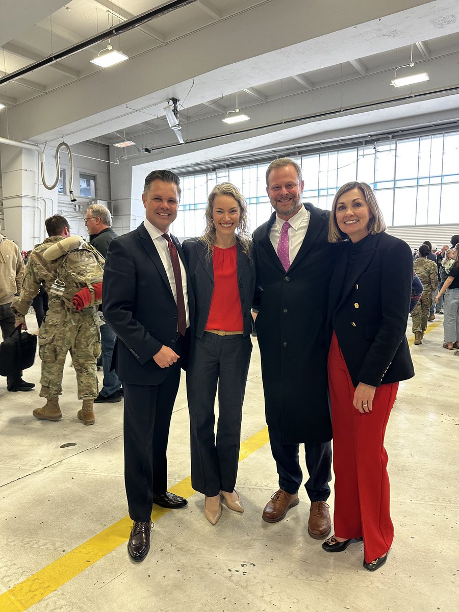 Zach Nunn tweet media