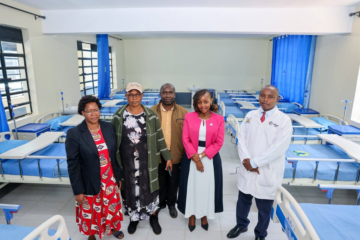 AFununu's tweet photo. Good leadership is service to the people, and a kind-hearted leader is an added advantage to the community. The First Lady of Makueni County, @AnitaMutula  donated equipment to the Mbooni Family and Emergency Care Hospital ahead of its upcoming commissioning. https://t.co/4l6dAtDEXd