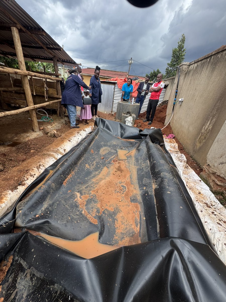 BiogasBold's tweet photo. We were honored to host the SNV team during their visit to our bio digester manufacturing facility. 

*Their engagement highlights what we truly call a development pattern* supporting the growth of renewable energy solutions that create lasting impact.@SNVinUganda @BuksAfrica https://t.co/psRq3rXMGW