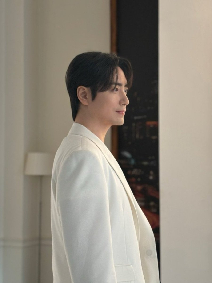 작은 기쁨이 모여 큰 행복이 가득한 날이 되기를-❣

이준혁 생일축하해요🤍