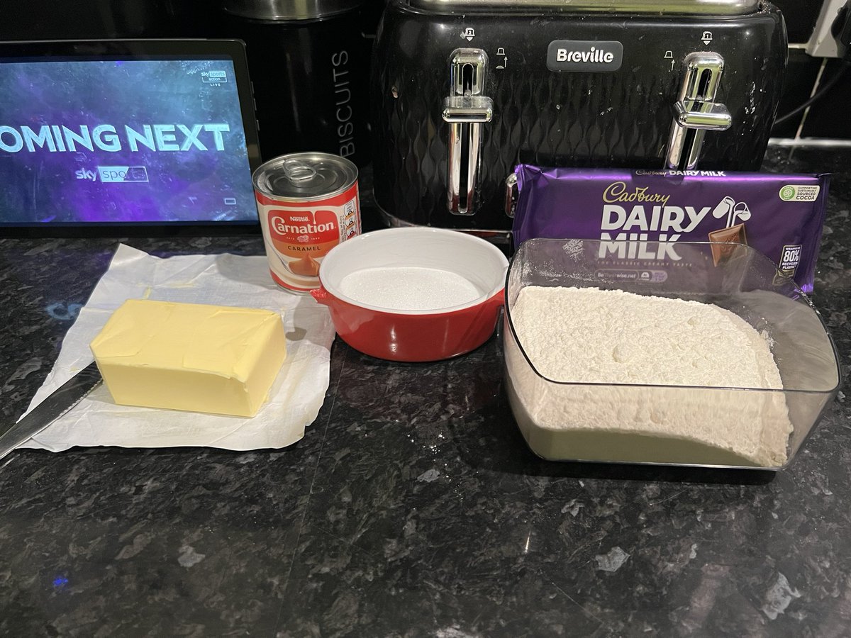 alan western tweet media