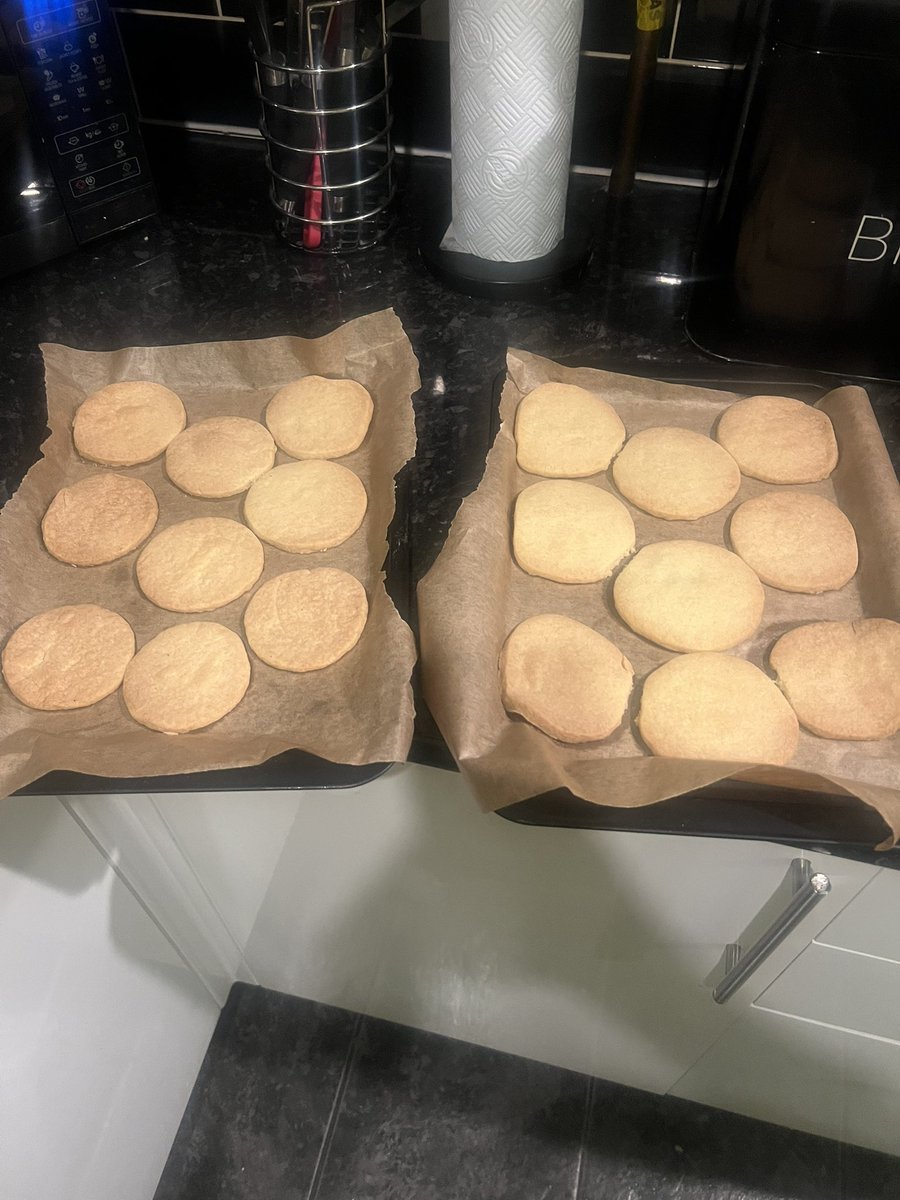 alan western tweet media