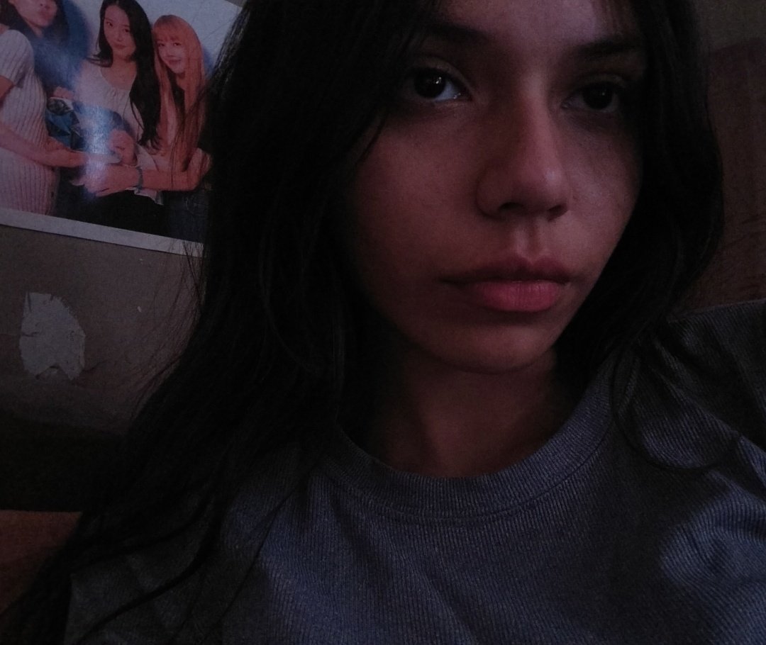 vannaramburu's tweet image. HOLAA, medio tarde pero aquí andamos
soy vane, tengo 19 años y soy de méxico; mi bias son ale y drew pero siempre ot5, tmb me gusta bts, itzy, taylor y otros grupos, con confianza hay q interactuar y emocionarnos por dual 😽
#IntegraciónBrava #DUAL #STBV_DUAL