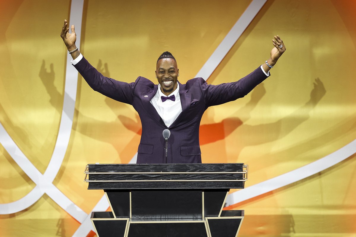 CGTNSportsScene's tweet photo. #DwightHoward:
🟣No. 1 pick in 2004 (#Magic)
⭐8x All-Star
🏆3x DPOY
🏆#NBA champion (2020 #Lakers)
📈 One of only 17 players ever with 30+ REB game
💢Hall of Famer in 2025
✅Officially retired in 2026
📝“Now I’m taking off the cape.”
🦸♂️Cape off. Legacy on. @DwightHoward https://t.co/6YAFFtypbN